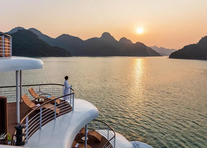 Capellacruise - Member Of Lyra Cruise Collection Hạ Long