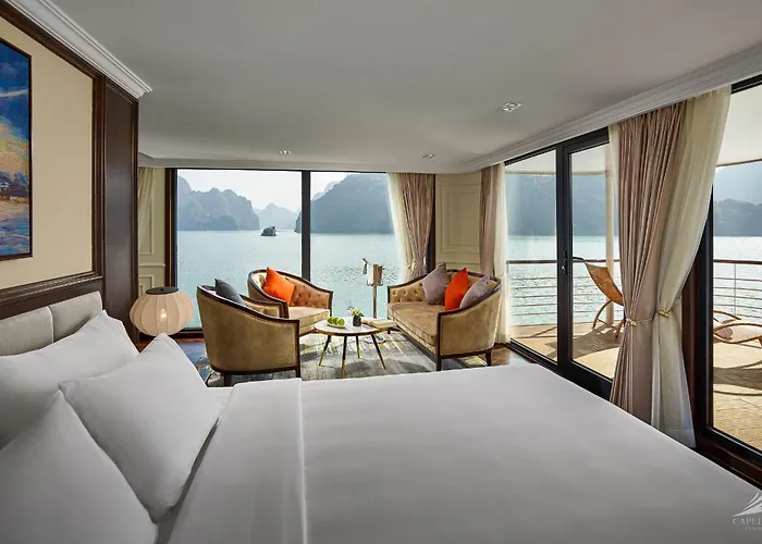 Capellacruise - Member Of Lyra Cruise Collection  5*