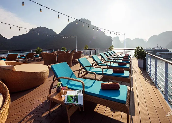 Capellacruise - Member Of Lyra Cruise Collection  Hạ Long